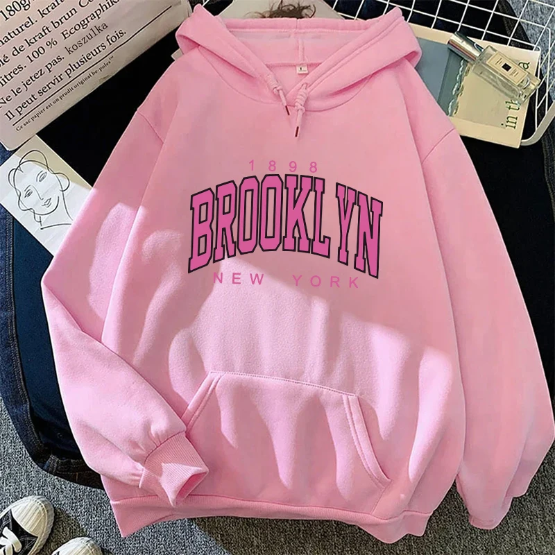 Sweat-shirt à capuche Brooklyn - Outdoor Sport Drawing avis et prix